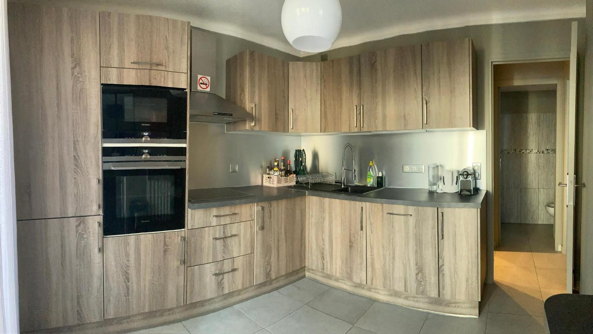 Nice West Cosy Flat Balcony, Near Airport, Train, Beach, Public Transport, Supermarket, Comfortable And Well Equipped Leilighet Eksteriør bilde